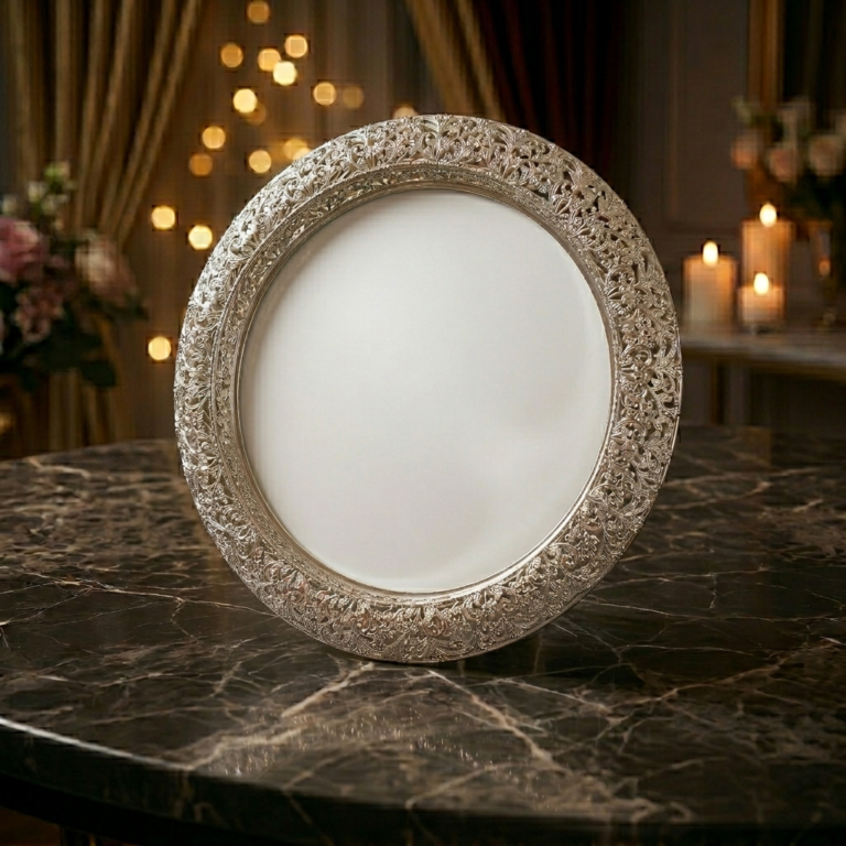 The Shahi Medallion Imperial Thal
